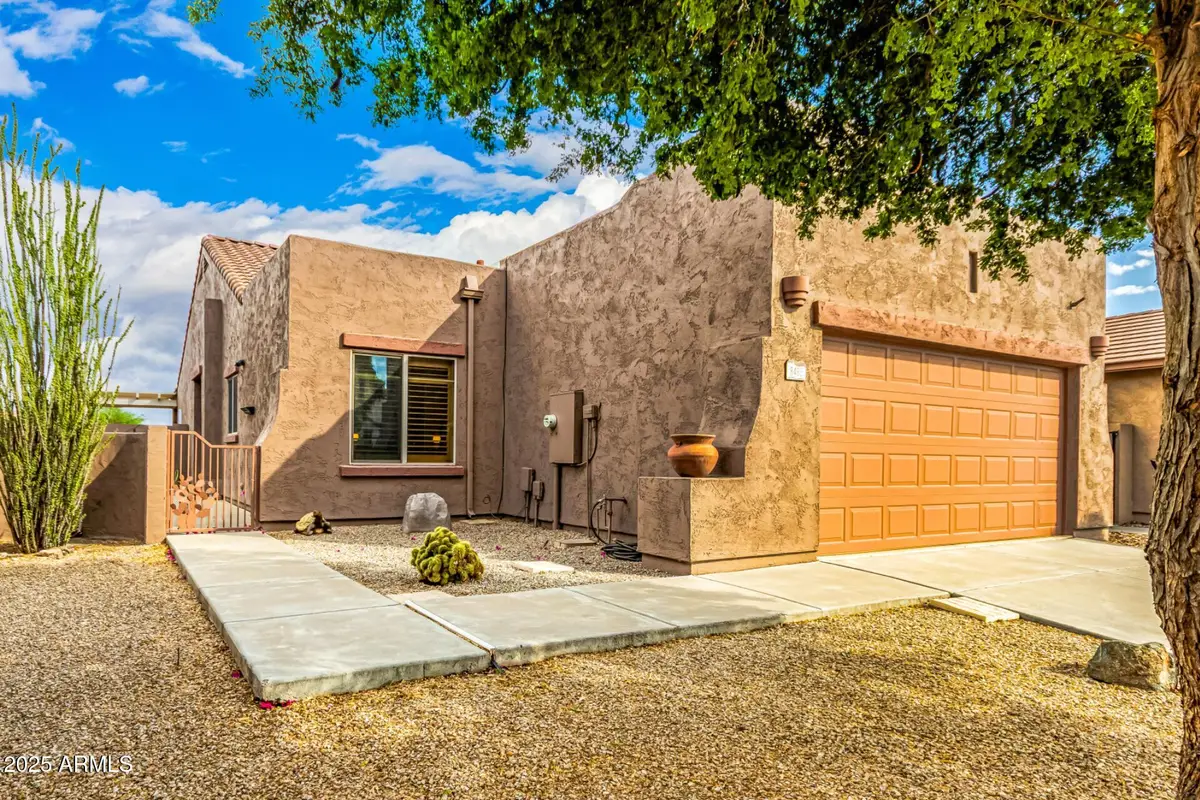 8483 S Thorne Mine Lane, Gold Canyon, AZ 85118 - Image #1