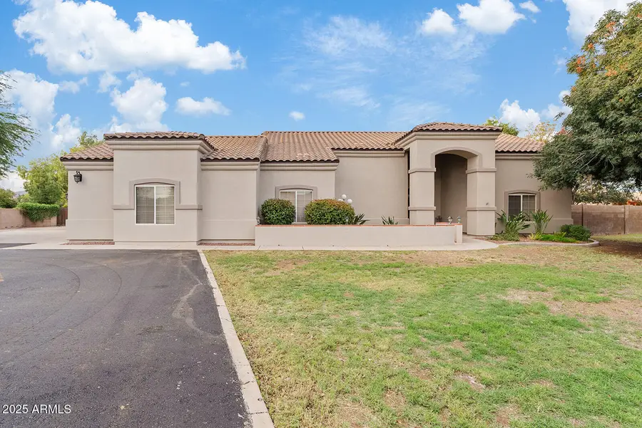 2615 E San Carlos Way, Gilbert, AZ 85298 - Image #2