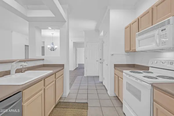 11500 E Cochise Drive #1083, Scottsdale, AZ 85259