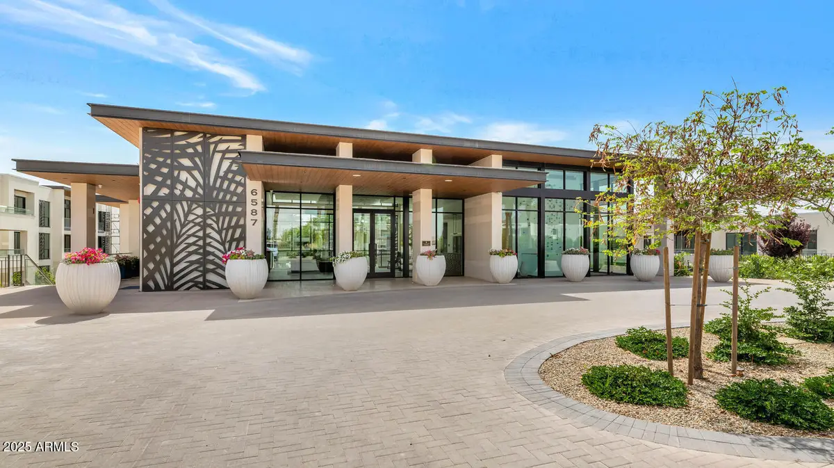 6587 N Palmeraie Boulevard #2007, Paradise Valley, AZ 85253 - Image #1