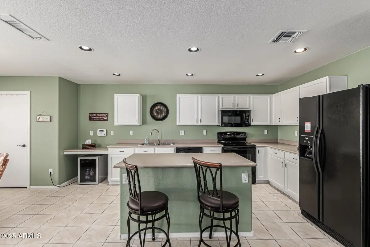 8822 S 12th Street, Phoenix, AZ 85042 - Image #1