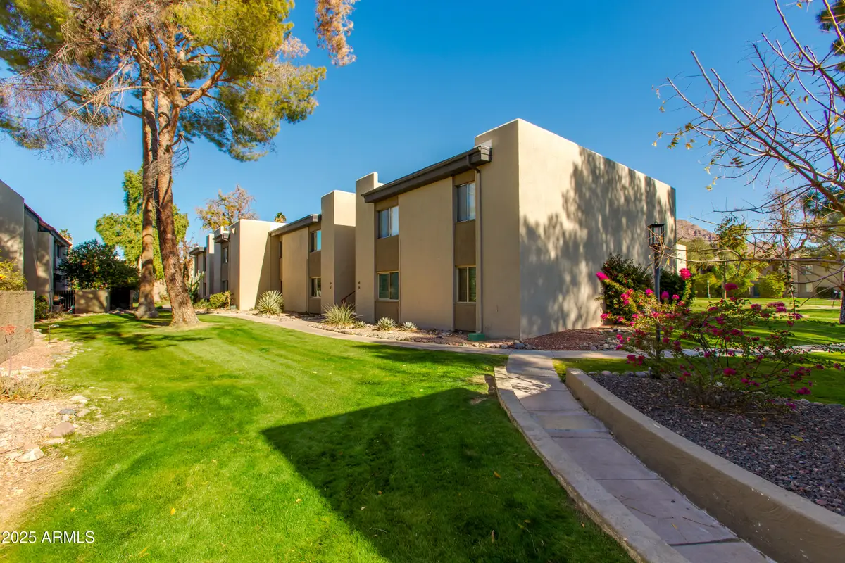 4201 E Camelback Road #34, Phoenix, AZ 85018 - Image #1