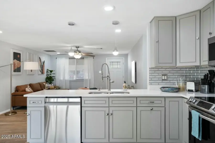 3455 E Sharon Drive, Phoenix, AZ 85032 - Image #2