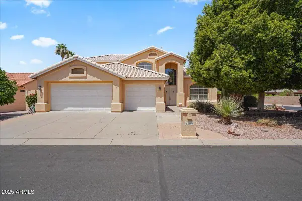 23702 S Desert Sands Drive, Sun Lakes, AZ 85248