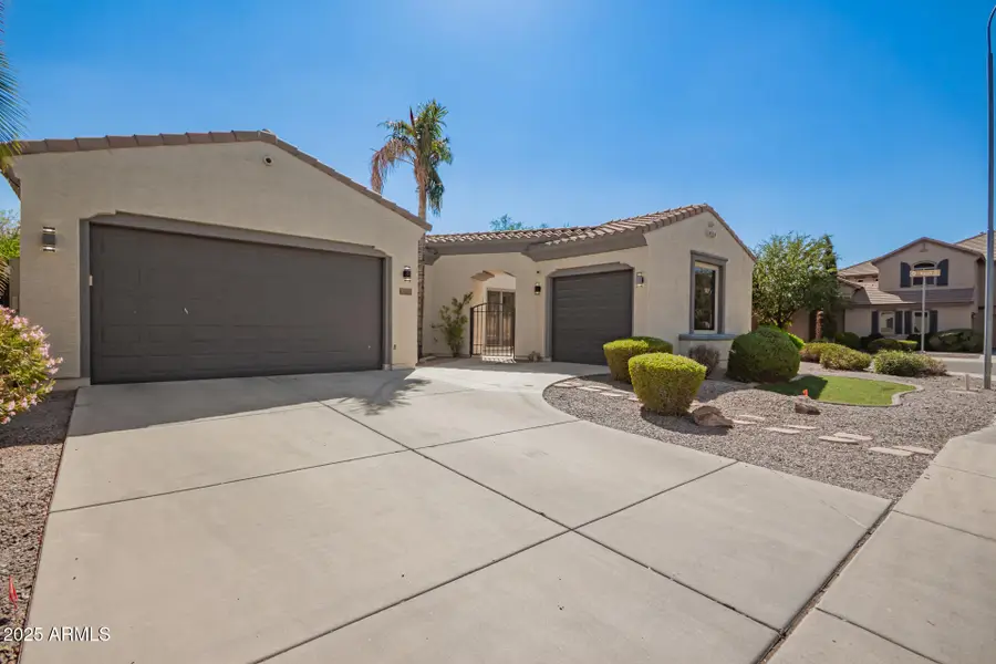 2541 E Wisteria Drive, Chandler, AZ 85286 - Image #3