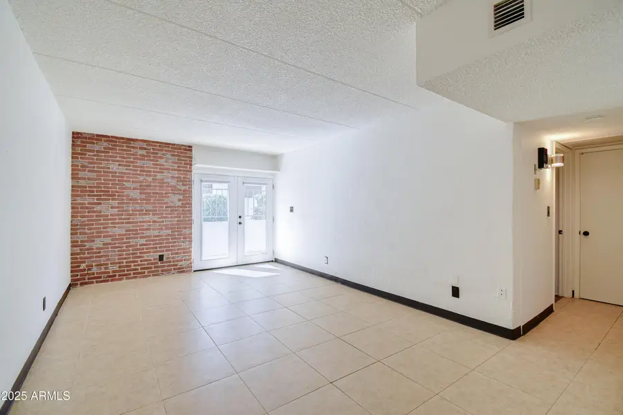 3416 N 44th Street #8, Phoenix, AZ 85018 - Image #3