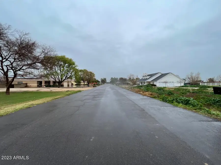 18829 W Elm Street #19, Litchfield Park, AZ 85340 - Image #2