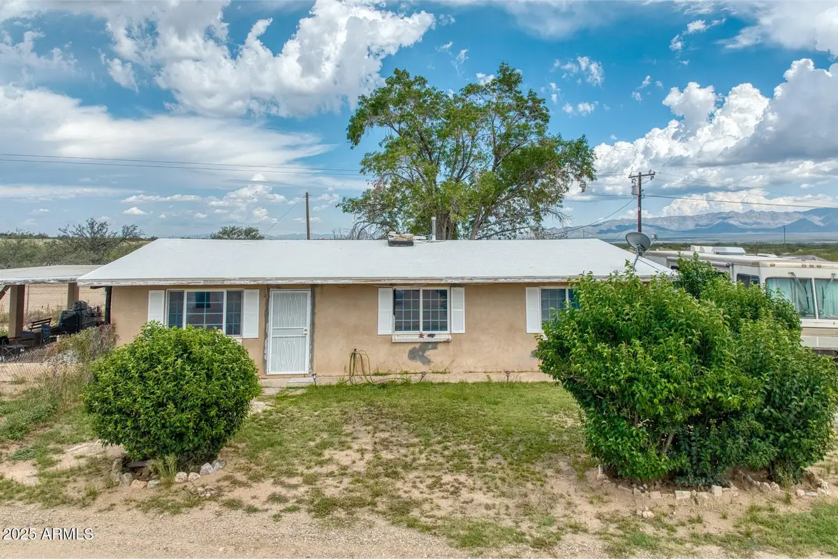 10019 S Honeysuckle Drive, Miracle Valley, AZ 85615 - Image #1