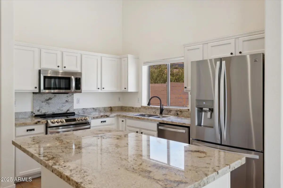 11105 W Ashley Chantil Drive, Surprise, AZ 85378 - Image #1