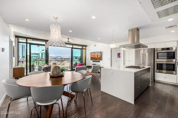 200 W Portland Street #827, Phoenix, AZ 85003