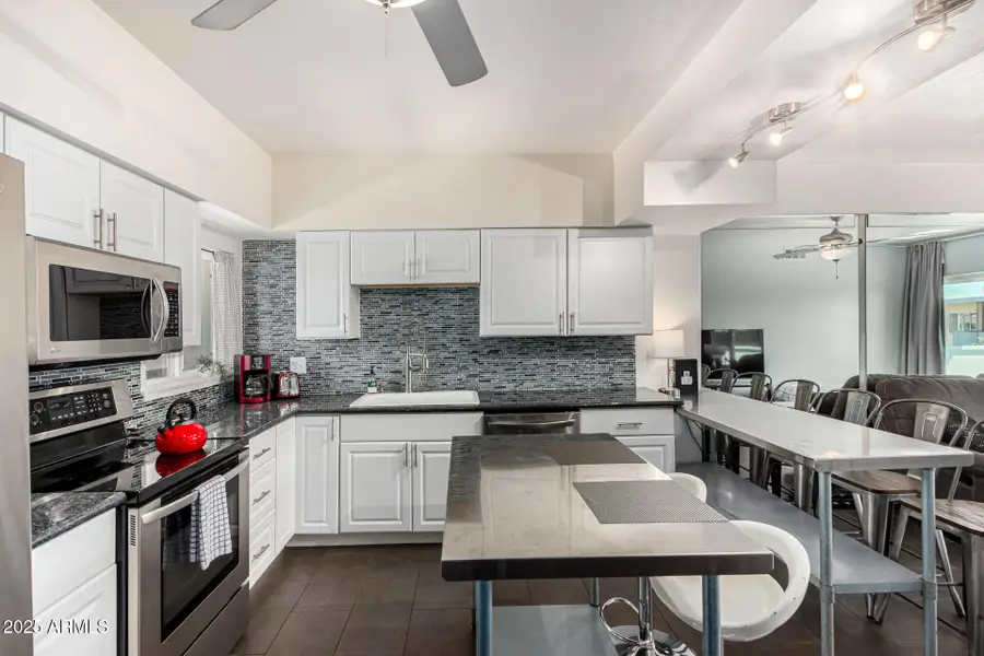 351 E Thomas Road #D505, Phoenix, AZ 85012 - Image #3