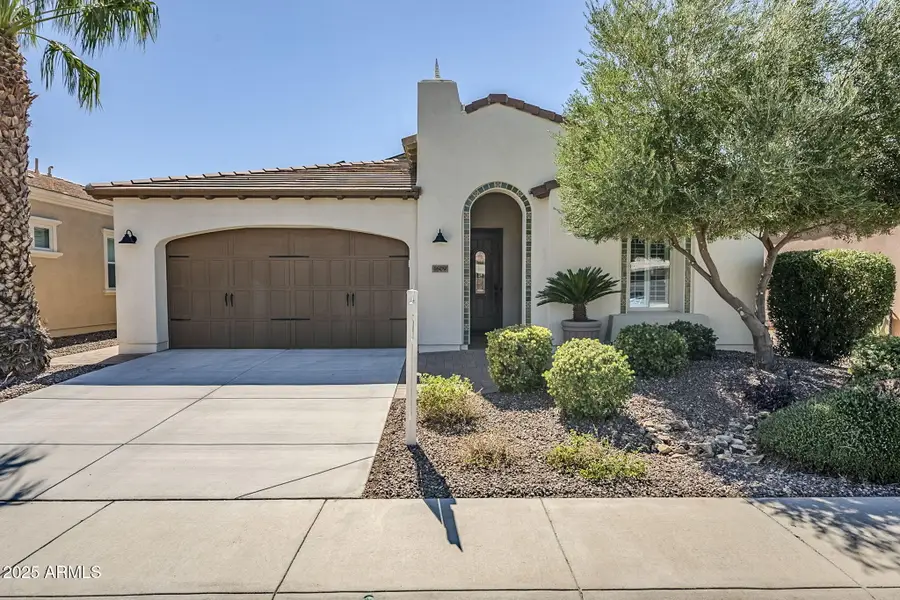1609 E Hesperus Way, Queen Creek, AZ 85140 - Image #3