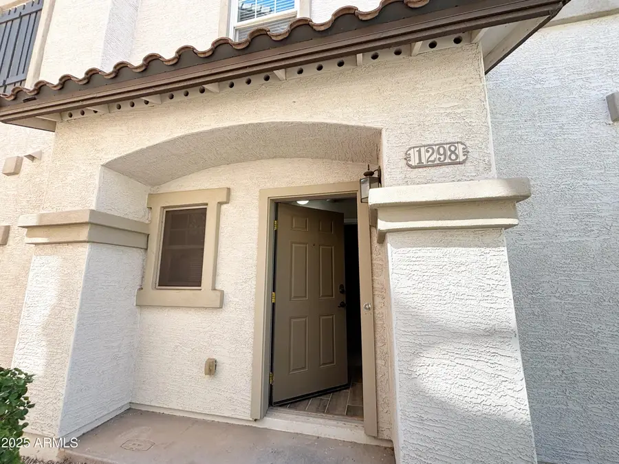 1298 S Owl Drive, Gilbert, AZ 85296 - Image #2