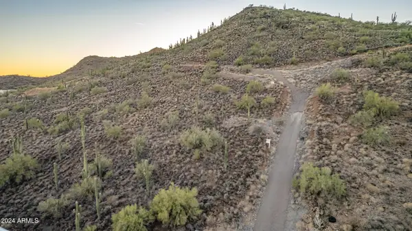 1801 W Sentinel Rock Road #1, Phoenix, AZ 85086