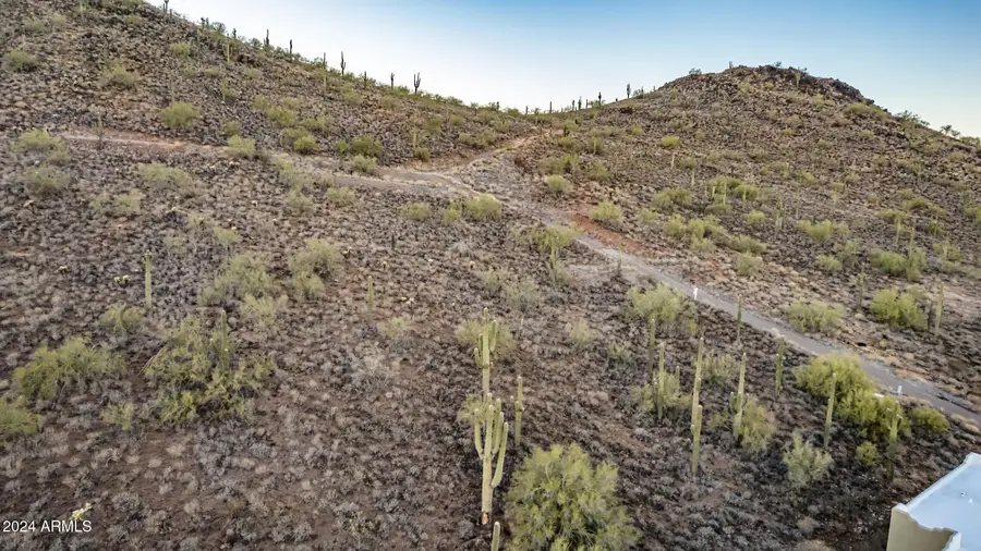 1801 W Sentinel Rock Road #1, Deer Valley, AZ 85086 - Image #2