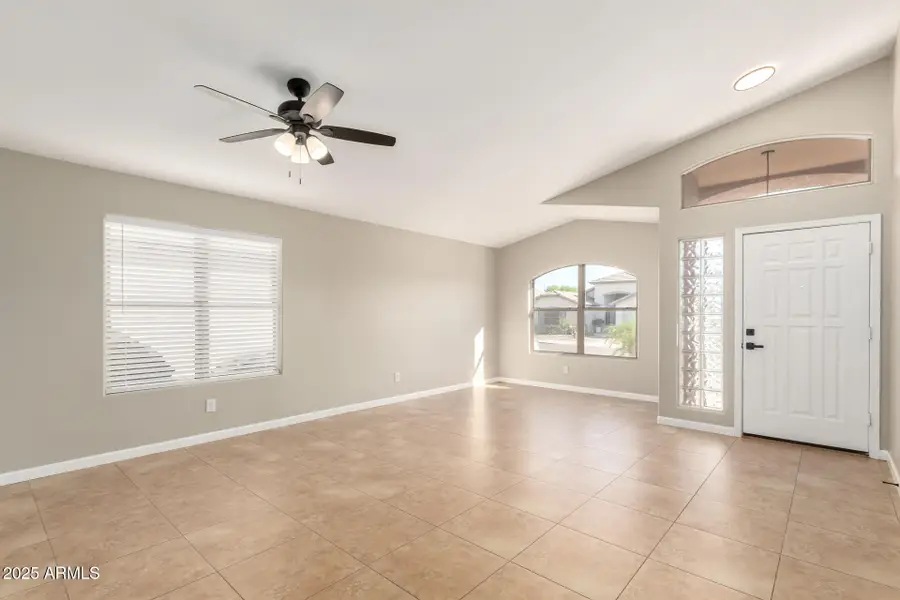 11430 E Prairie Avenue, Mesa, AZ 85212 - Image #2