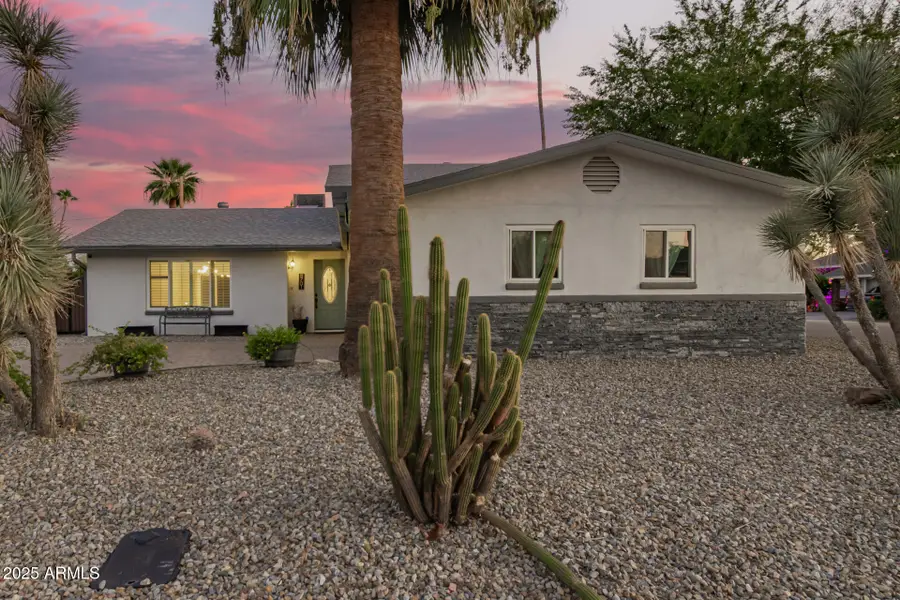 8701 E Edward Avenue, Scottsdale, AZ 85250 - Image #2