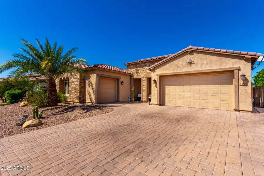 2570 E Thornton Court, Gilbert, AZ 85297 - Image #2