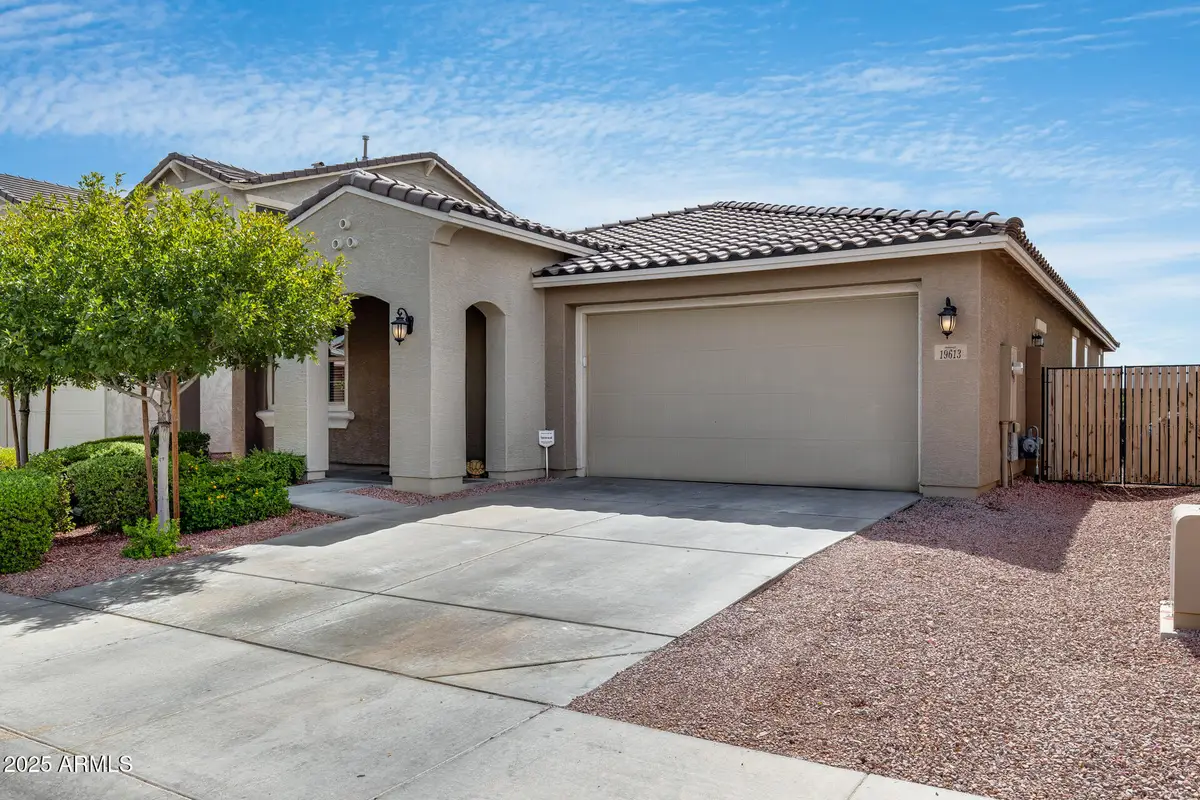 19613 W Pinchot Drive, Buckeye, AZ 85396 - Image #1