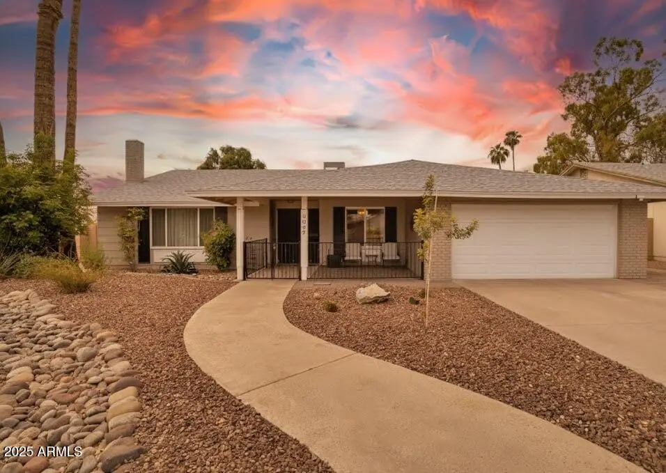 5047 E Mesquite Wood Court, Phoenix, AZ 85044 - Image #1