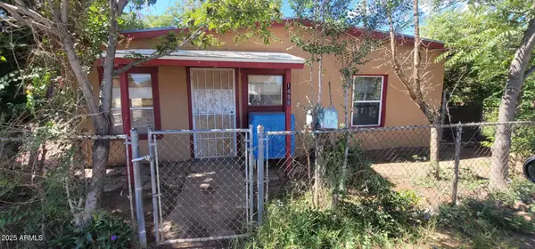 1496 N Dolores Avenue, Douglas, AZ 85607