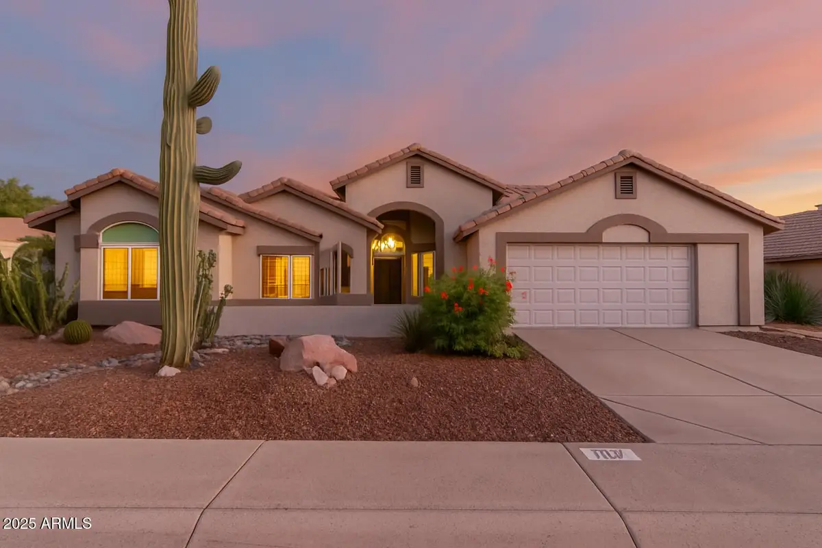 8807 E Saguaro Blossom Road, Gold Canyon, AZ 85118 - Image #1