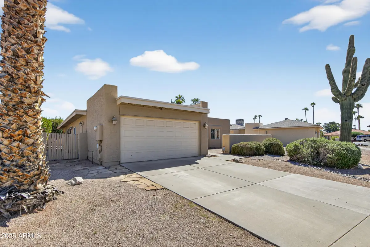 26003 S Cedarcrest Drive, Sun Lakes, AZ 85248 - Image #1