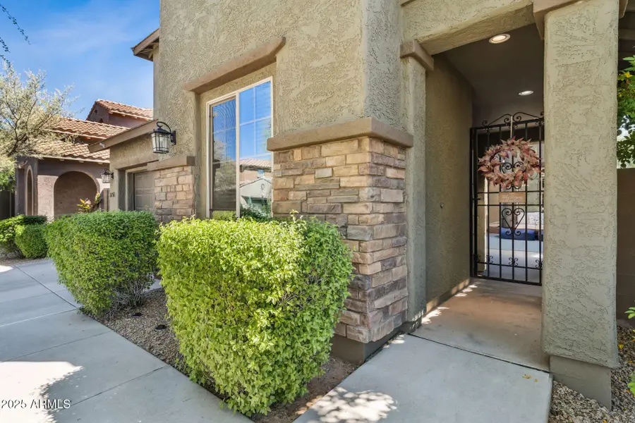 3751 E Matthew Drive, Phoenix, AZ 85050 - Image #3