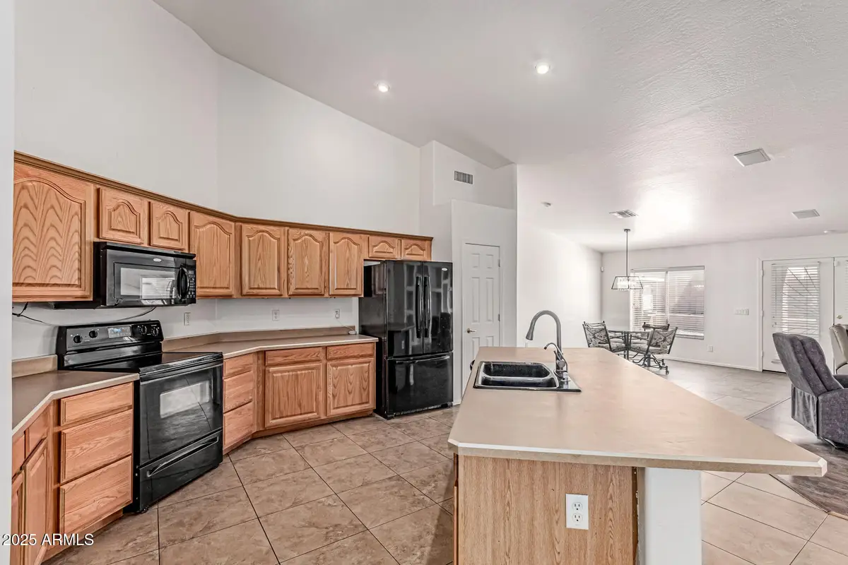 8479 W Berridge Lane, Glendale, AZ 85305 - Image #1