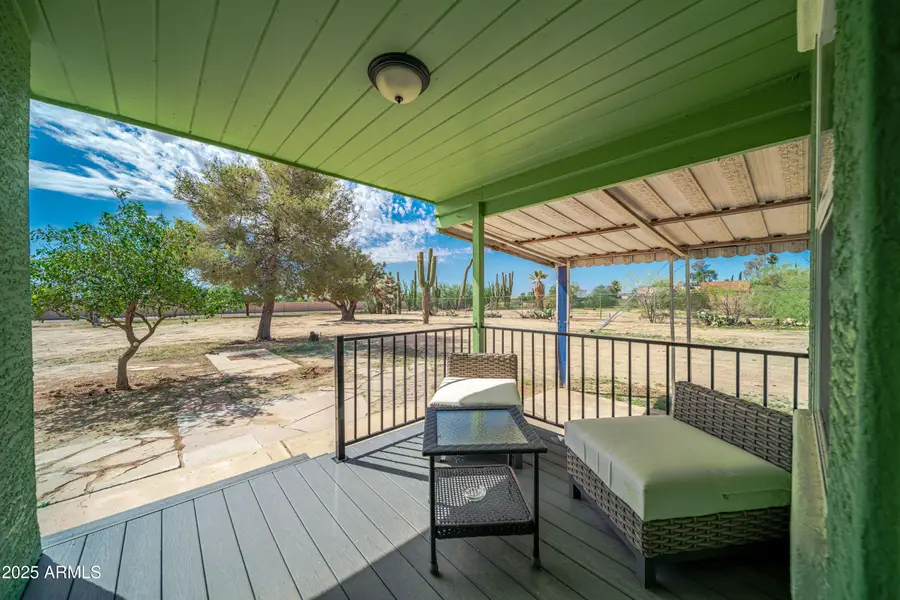 22810 W Roadrunner Lane, Congress, AZ 85332 - Image #2