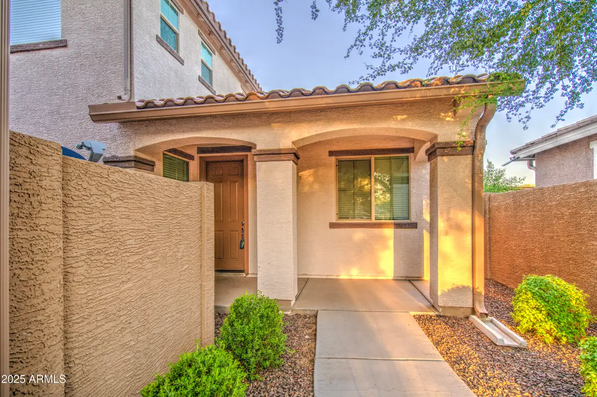 2417 N 73rd Drive, Phoenix, AZ 85035 - Image #1