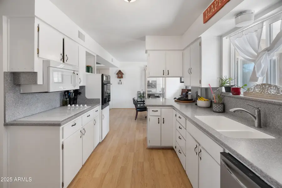 515 N 56th Street, Mesa, AZ 85205 - Image #2