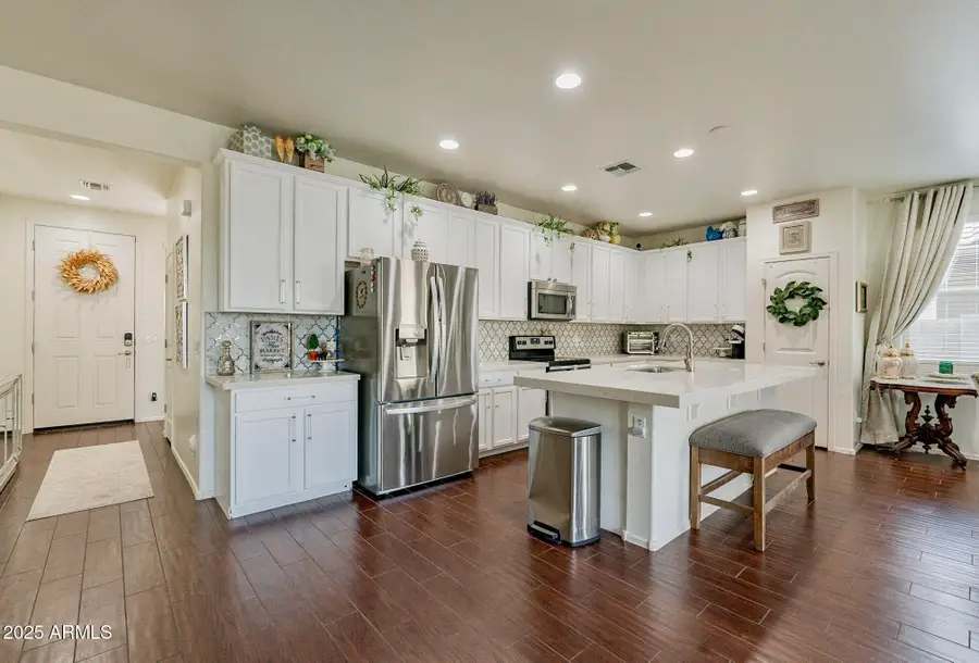 1176 N 163rd Lane, Goodyear, AZ 85338 - Image #2