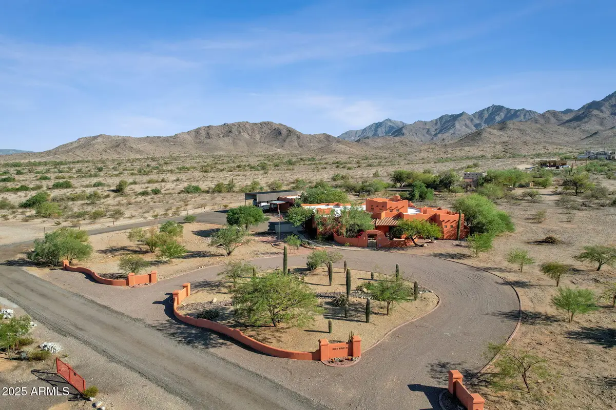 8514 S Dysart Road, Goodyear, AZ 85338 - Image #1