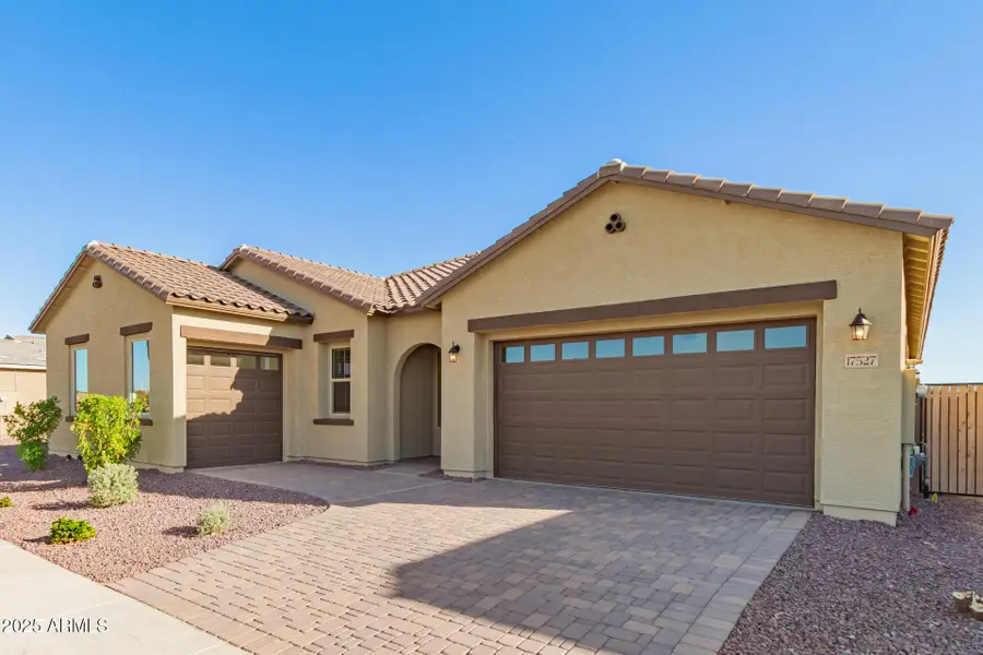 17527 W Lincoln Street, Goodyear, AZ 85338 - Image #3