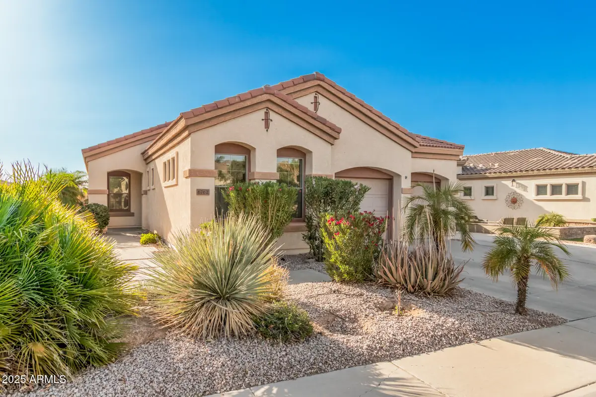 6762 S St Andrews Way, Gilbert, AZ 85298 - Image #1