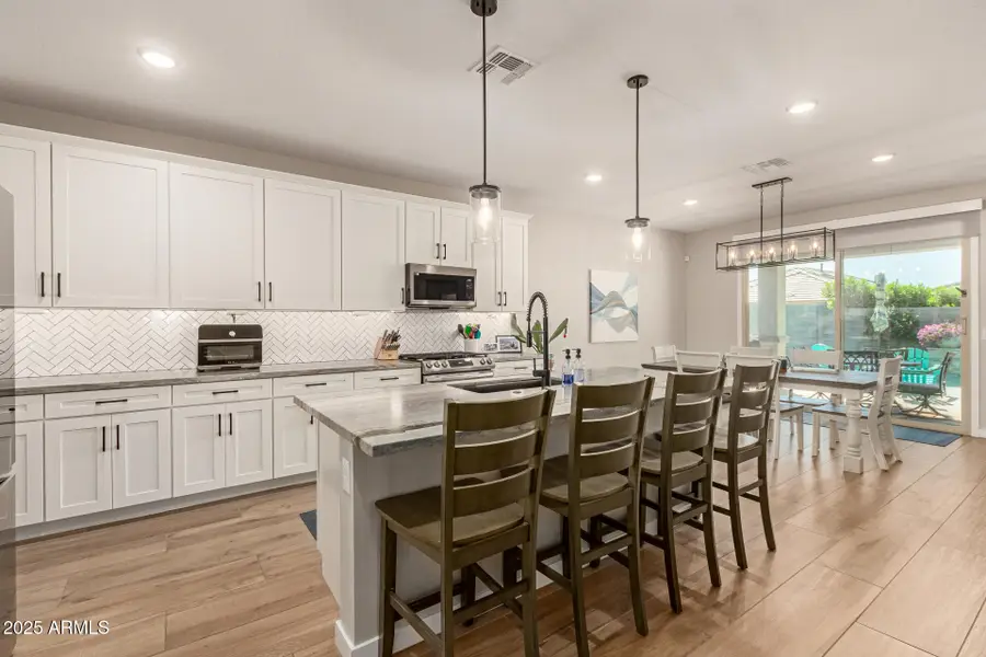 16863 W Maya Way, Surprise, AZ 85387 - Image #2