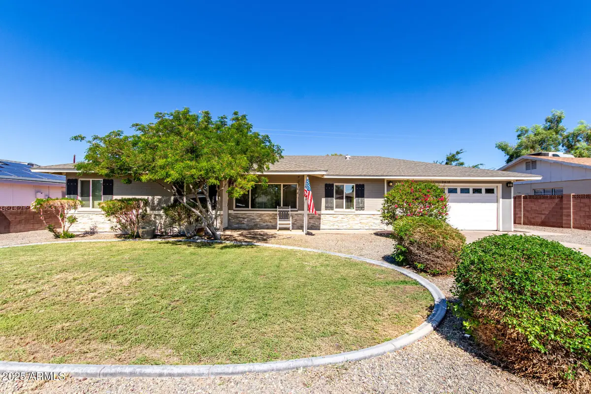 2418 W Greenbriar Drive, Phoenix, AZ 85023 - Image #1