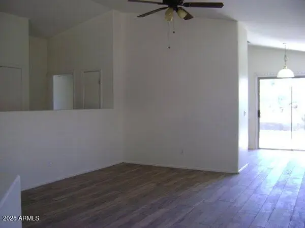 9925 E Diamond Avenue, Mesa, AZ 85208