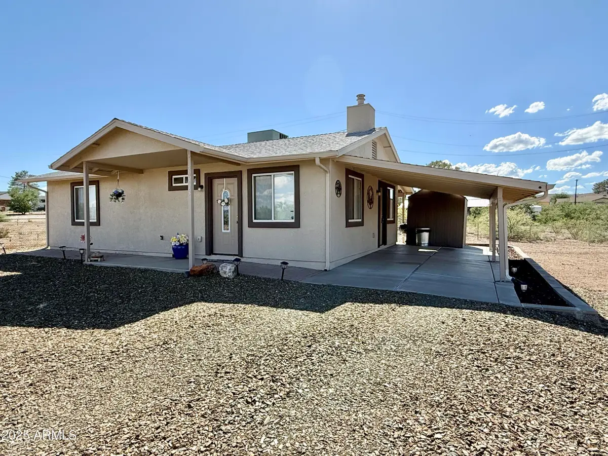 20233 E Sunset Lane, Cordes Lakes, AZ 86333 - Image #1