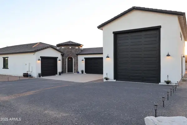 27372 N Michelle Lane, Queen Creek, AZ 85144