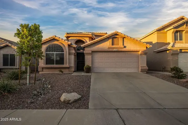 1922 E Siesta Lane, Phoenix, AZ 85024