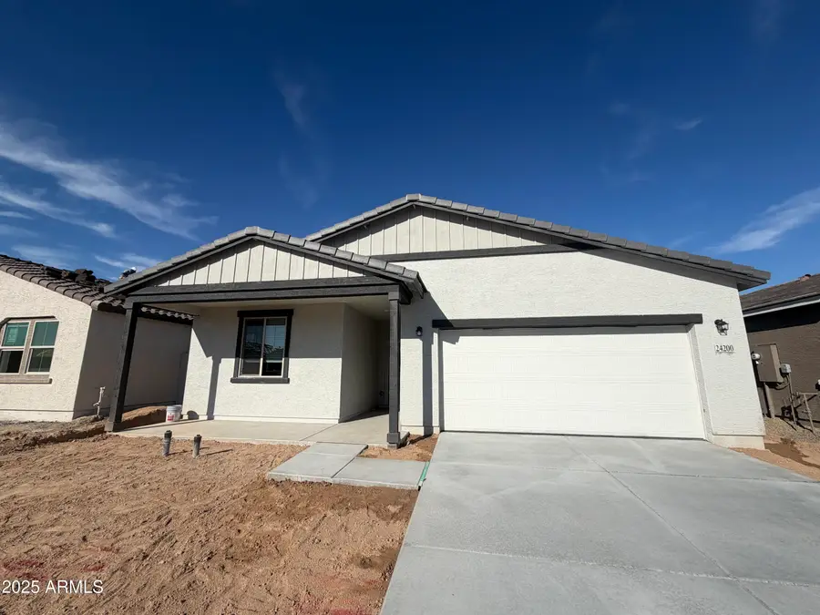 24200 W Bowker Street, Buckeye, AZ 85326 - Image #2