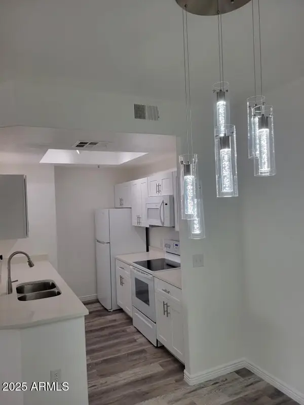 11375 E Sahuaro Drive #1071, Scottsdale, AZ 85259