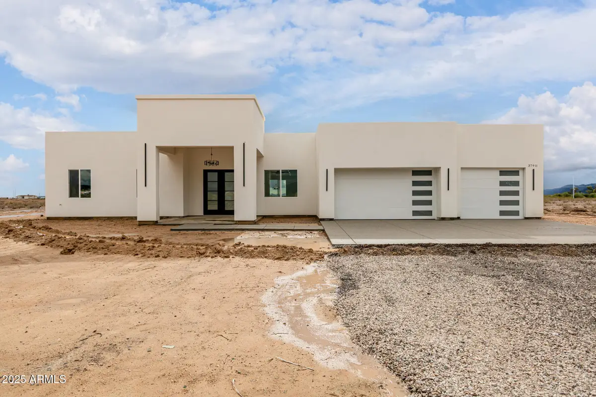 37911 W Rancho Drive, Tonopah, AZ 85354 - Image #1