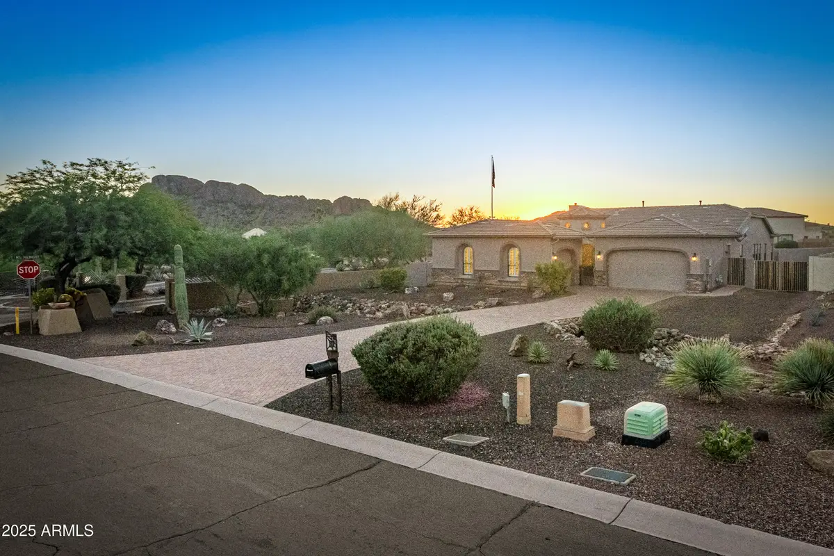 4126 S Last Chance Trail, Gold Canyon, AZ 85118 - Image #1