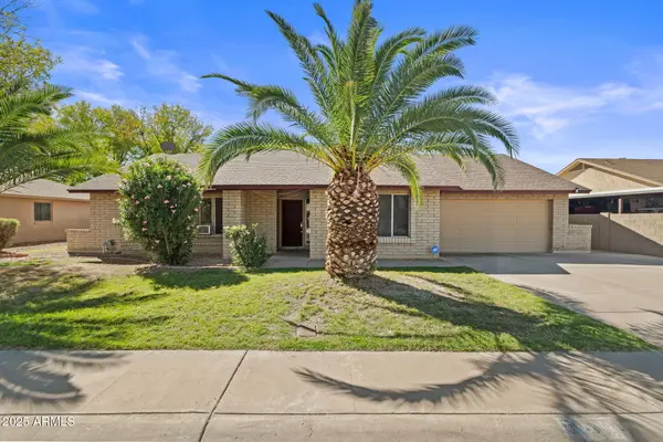 6131 W Desert Hills Drive, Glendale, AZ 85304