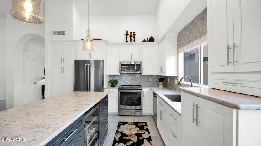 4135 E Milton Drive, Deer Valley, AZ 85331 - Image #2