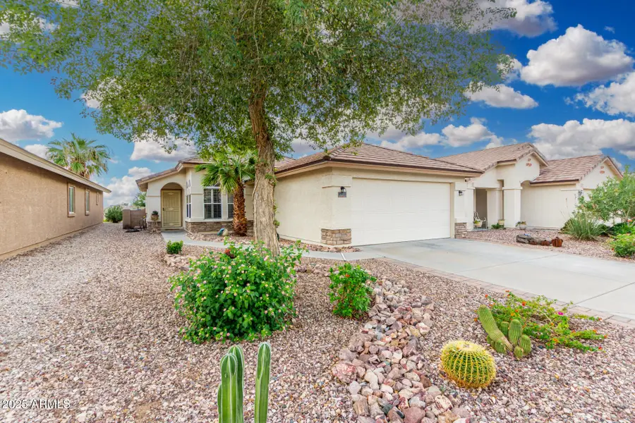 23103 W Lasso Lane, Buckeye, AZ 85326 - Image #2