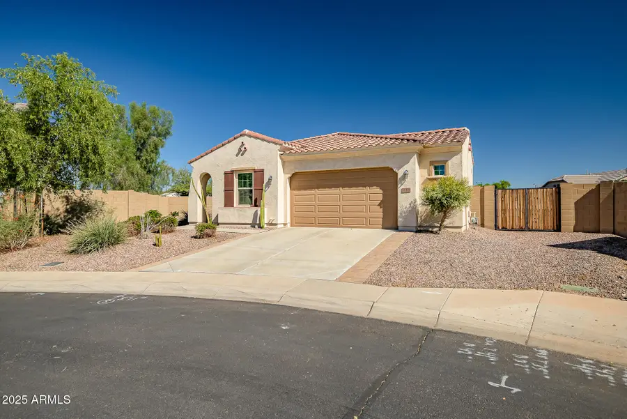 733 S 198th Lane, Buckeye, AZ 85326 - Image #2